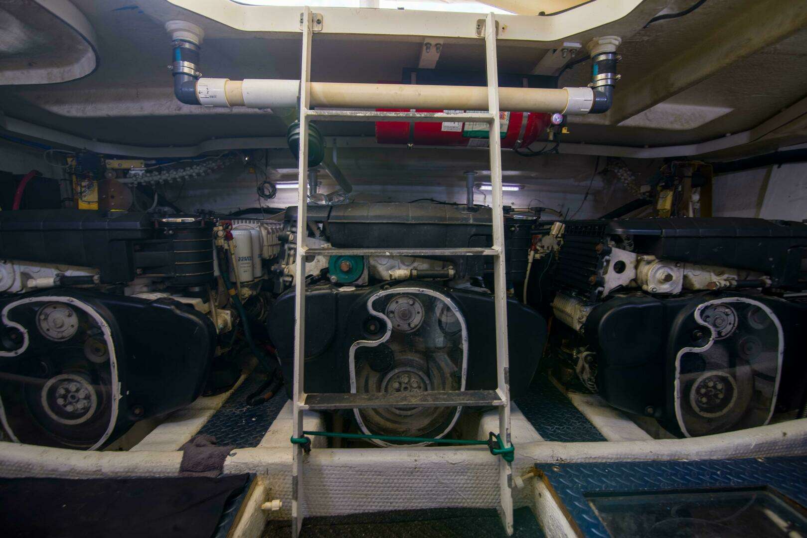 2009 Silverton 52 Ovation - Image 72