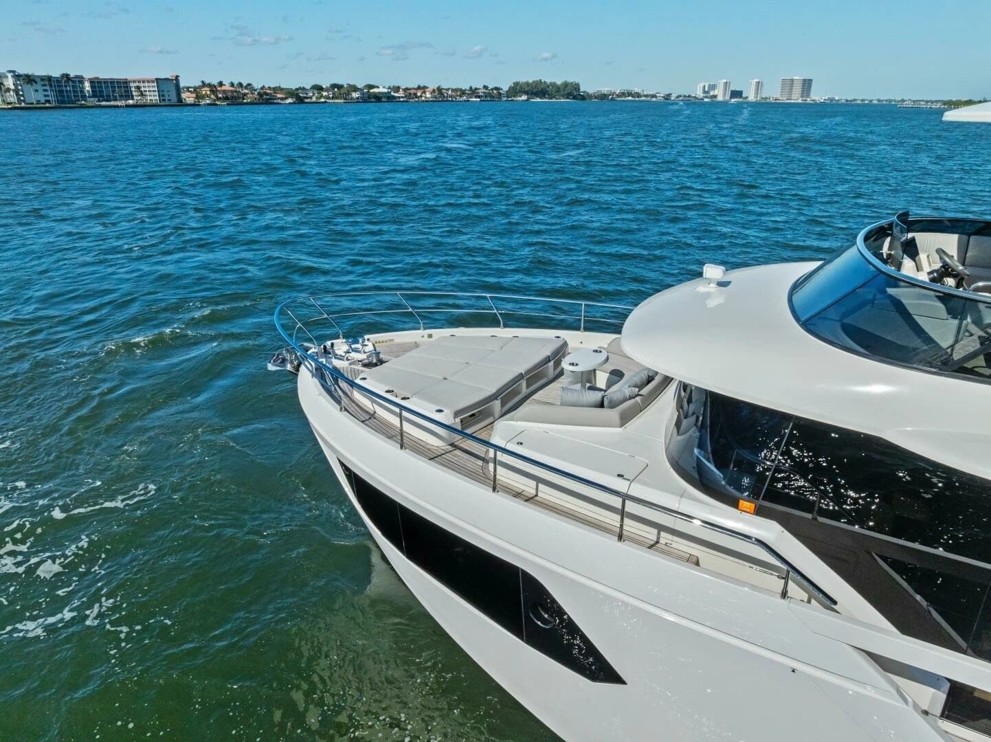 2025 Absolute 75 Navetta - Image 86