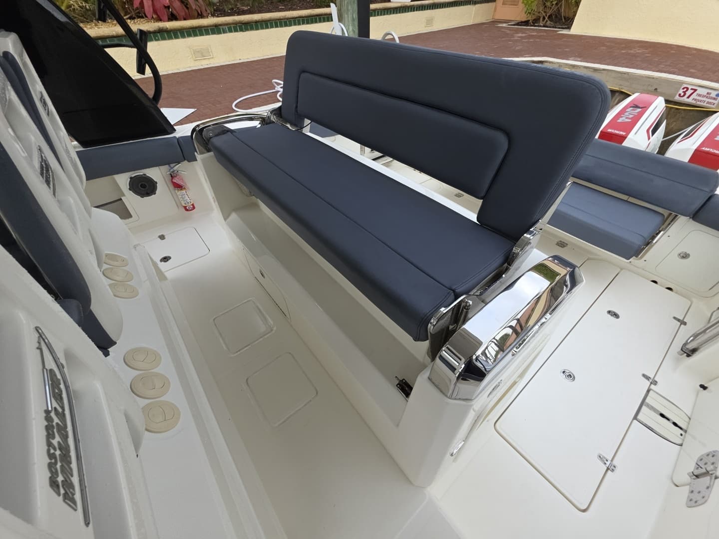 2021 Boston Whaler 420 Outrage - Image 46