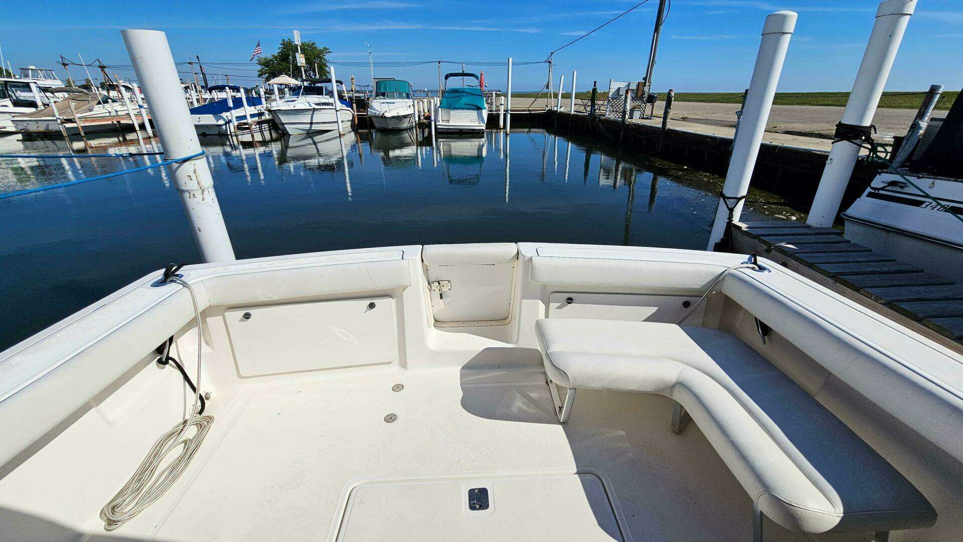 2006 Tiara Yachts 2900 Coronet - Image 4
