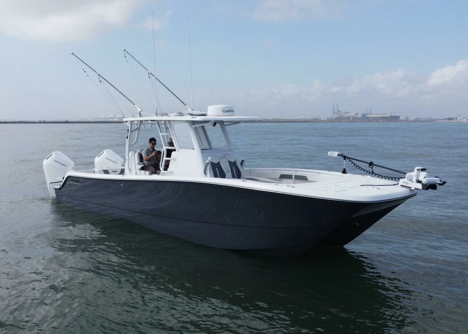 2024 Invincible 33 Catamaran - Image 26