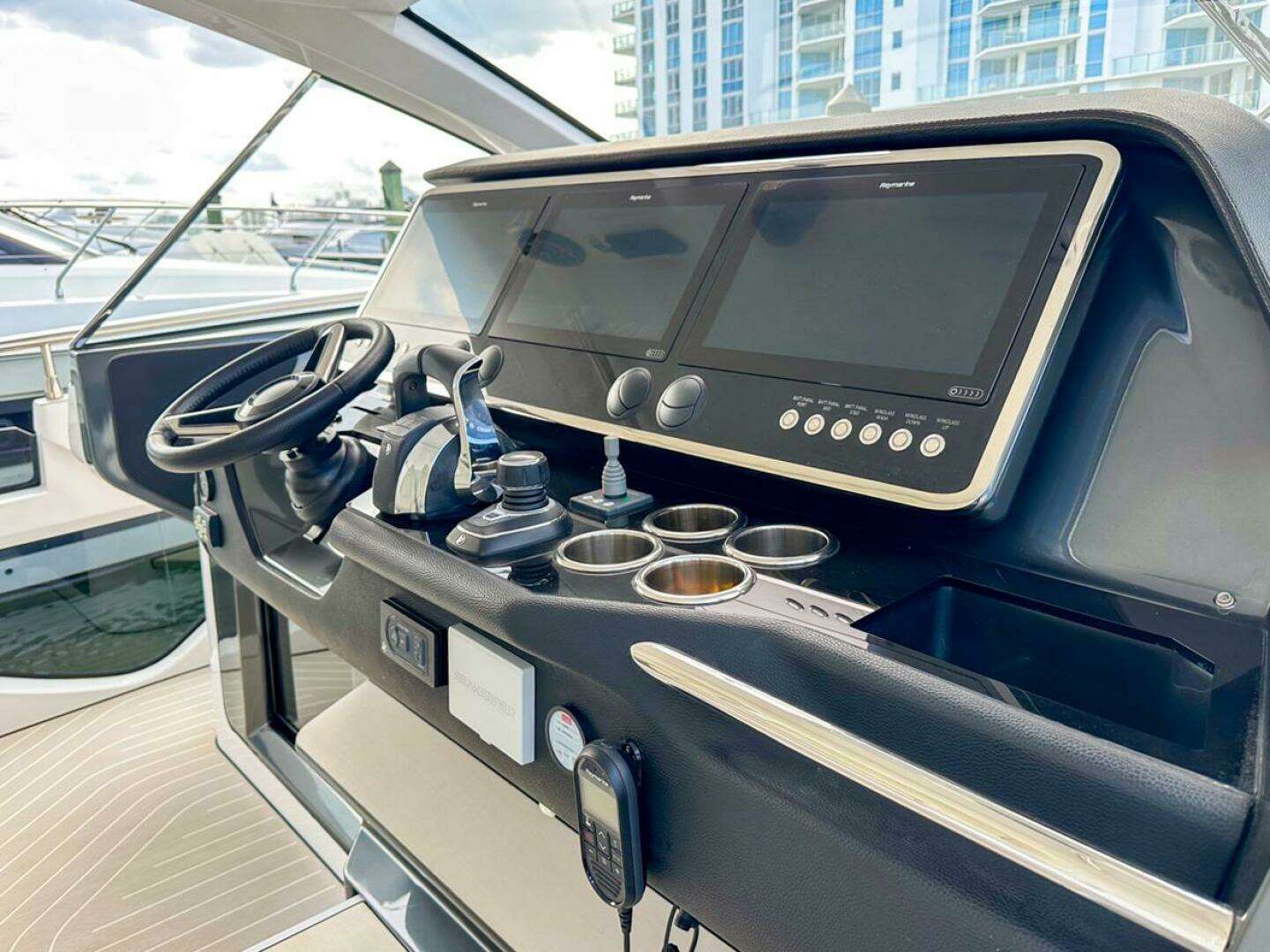 2023 Azimut Verve 47 - Image 42