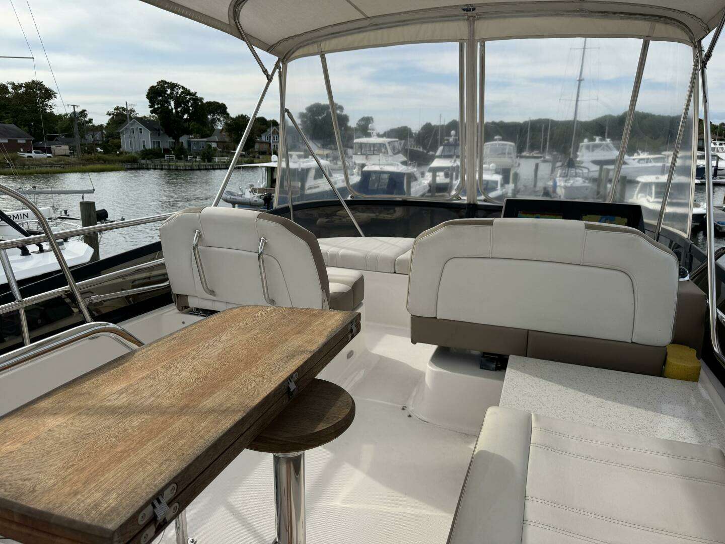 2017 Regal 42 Fly - Image 46