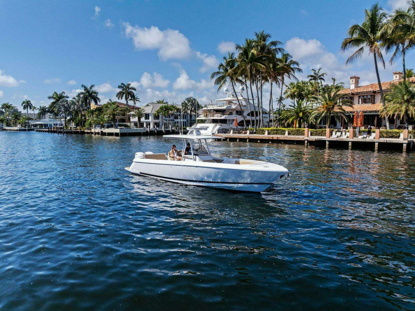 2019 Intrepid 345 Nomad FE - Image 5
