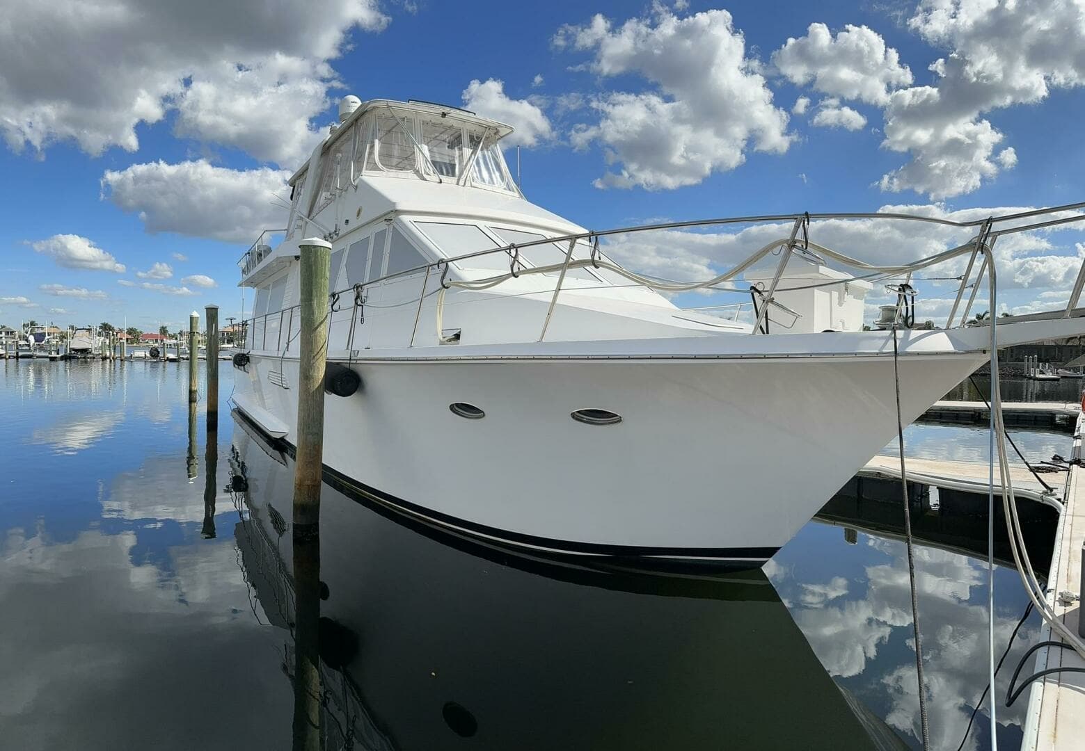 1988 Viking Motor Yacht - Image 30