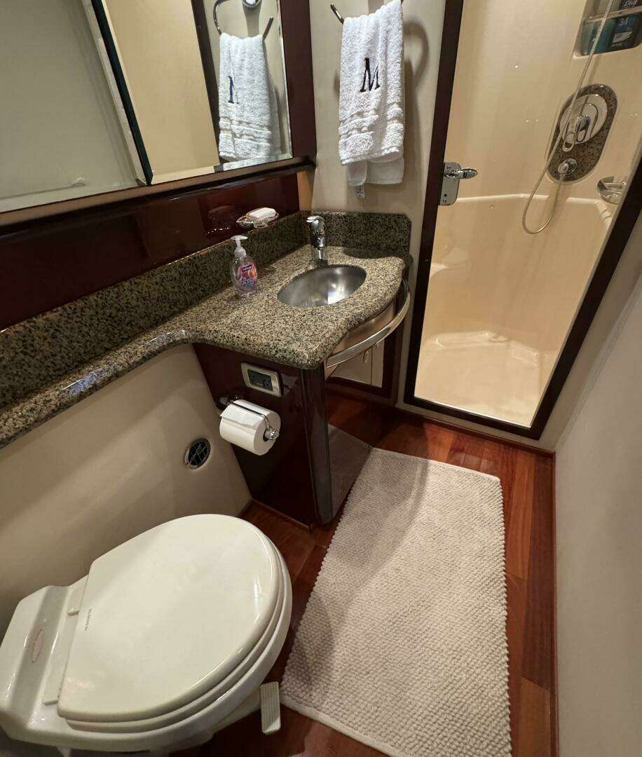 2007 Sea Ray 58 Sedan Bridge - Image 44