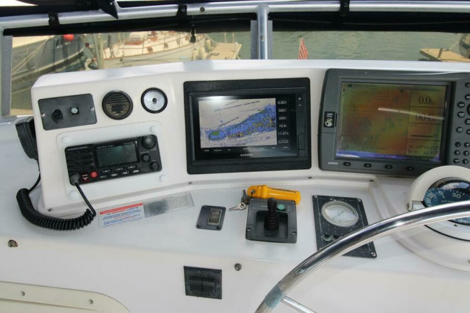 2000 Ricker 42 Classic - Image 22