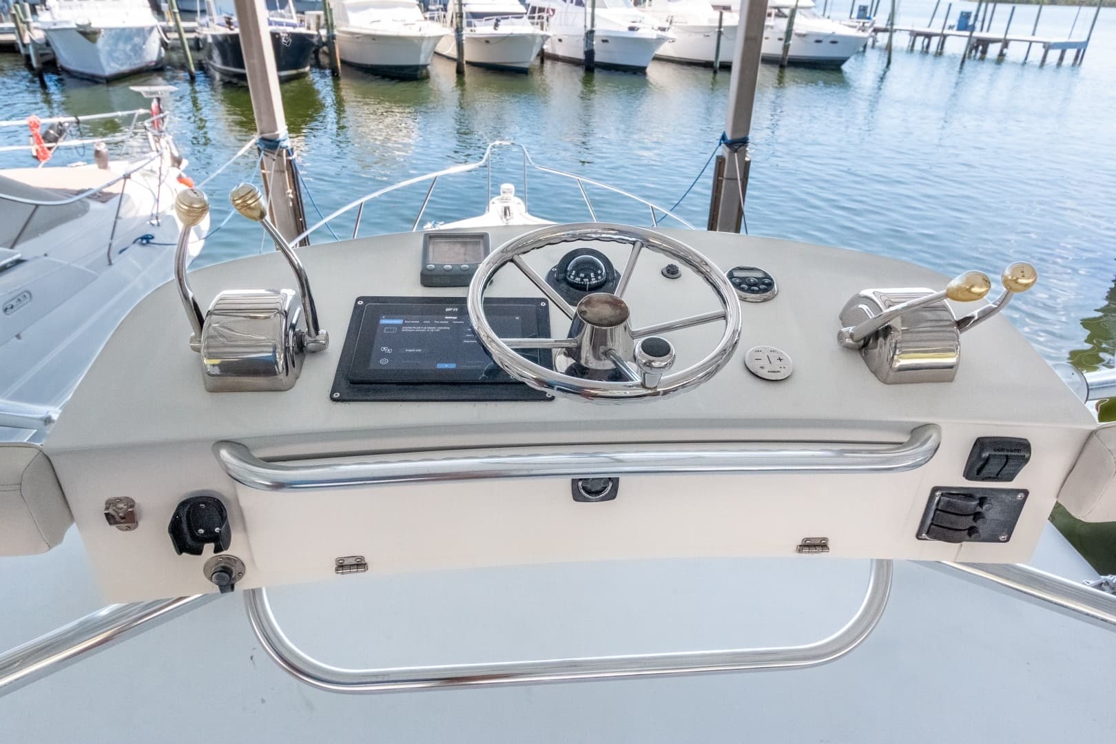2007 Tiara Yachts 3800 Open - Image 17