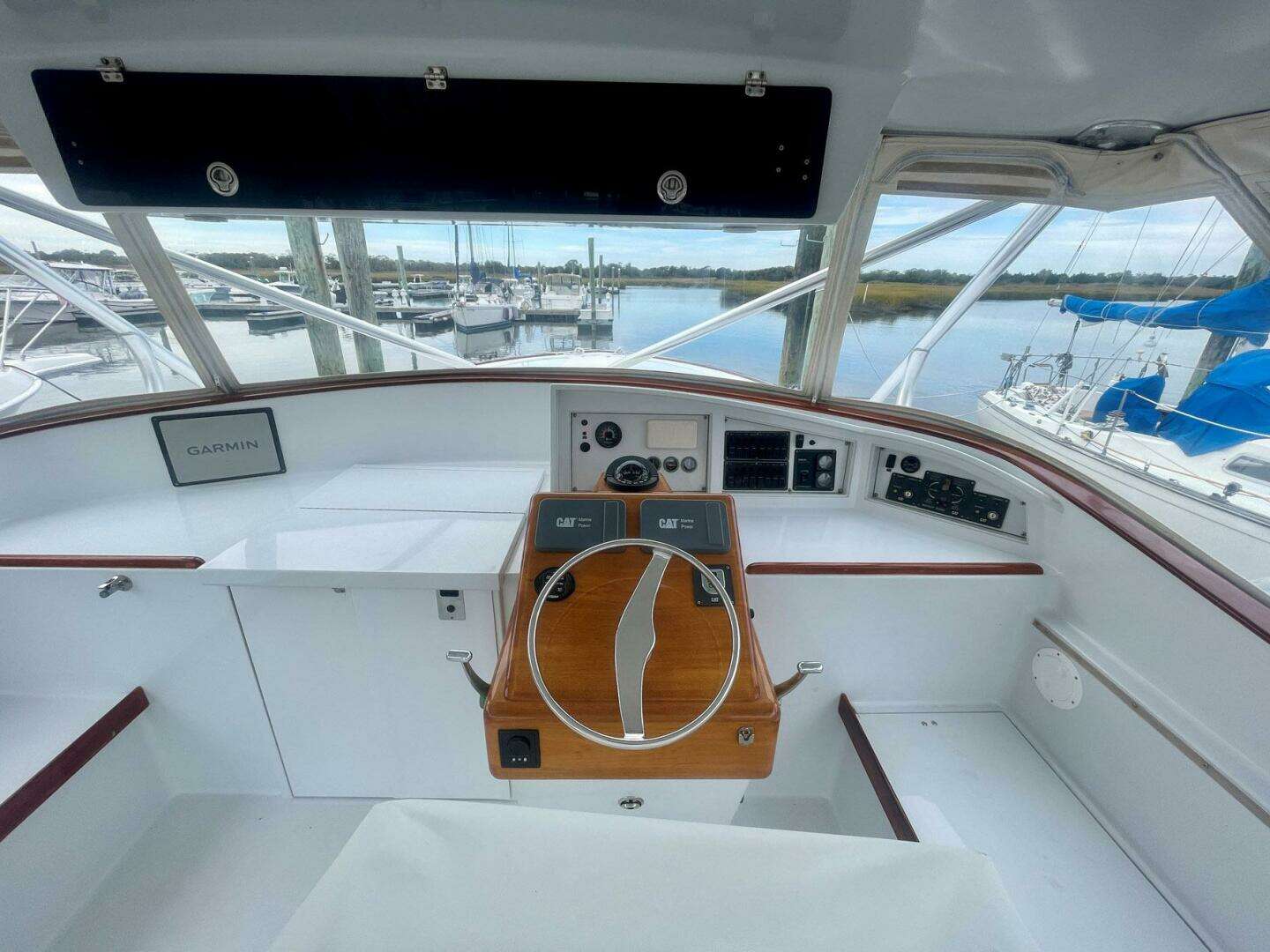 2005 Custom Carolina 40 DeSanti - Image 36