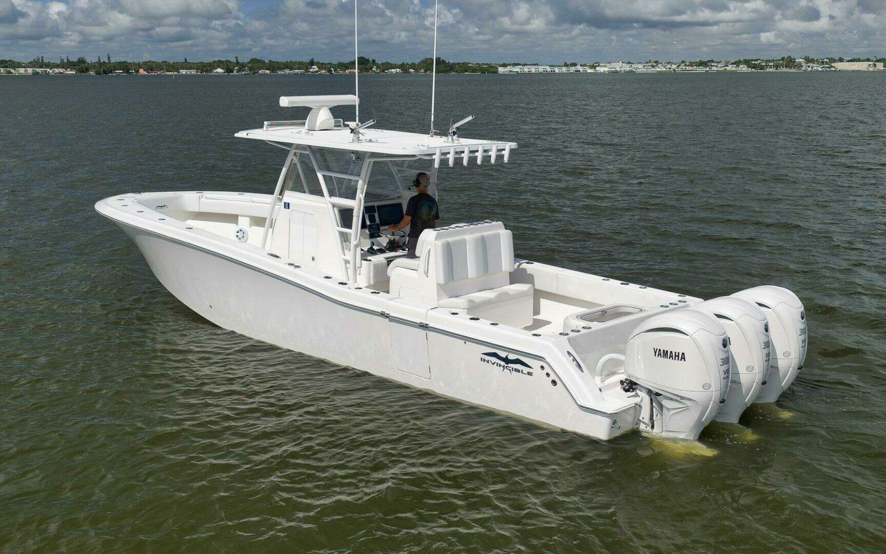 2018 Invincible 36 Open Fisherman - Image 3