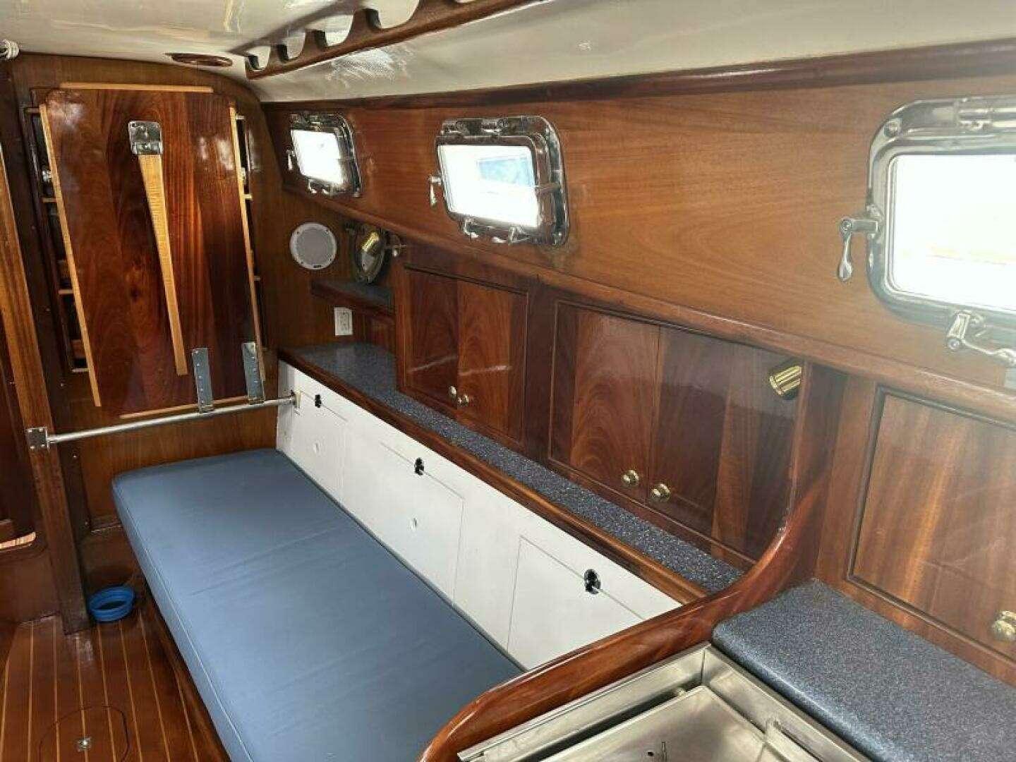 1978 Southern Cross 31 - Image 19