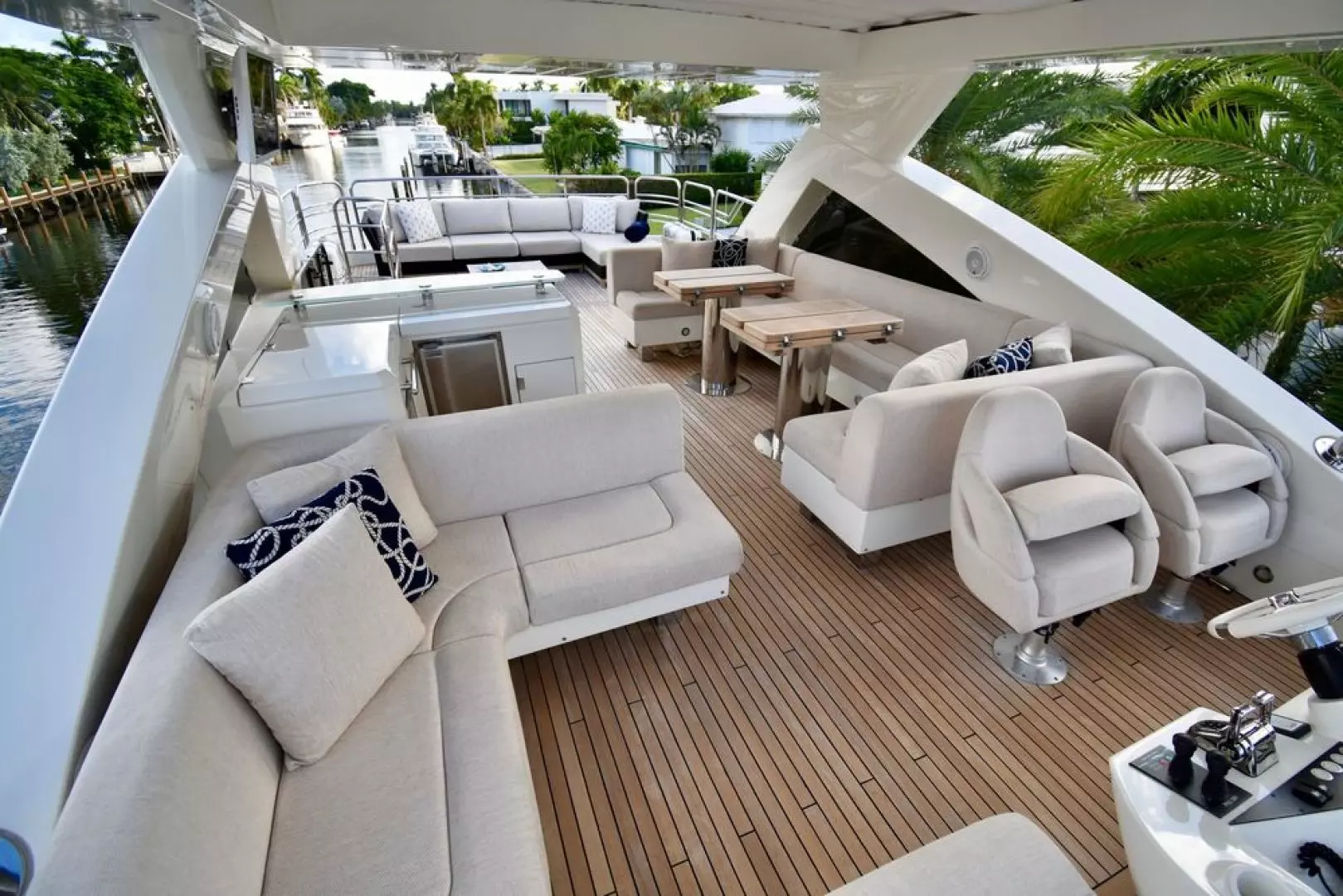 2014 Sunseeker Yacht - Image 31