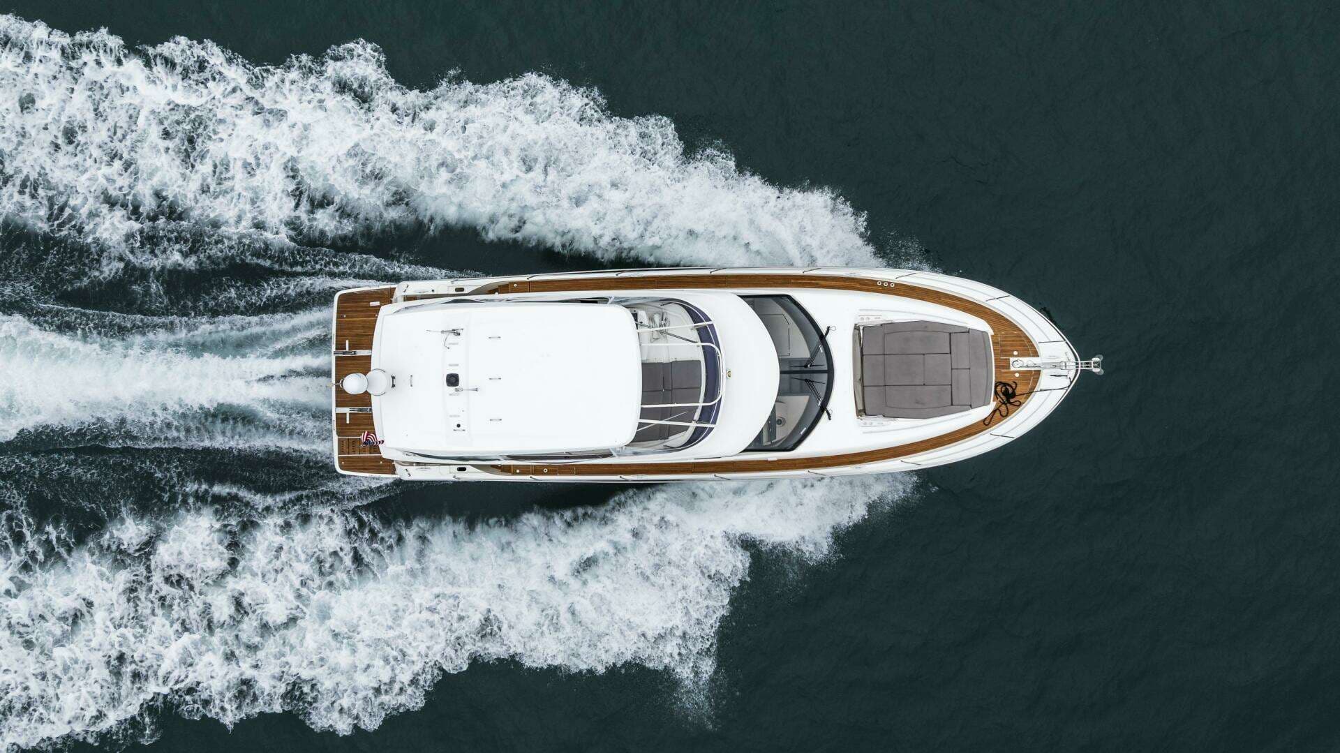 2018 Prestige 560 - Image 3