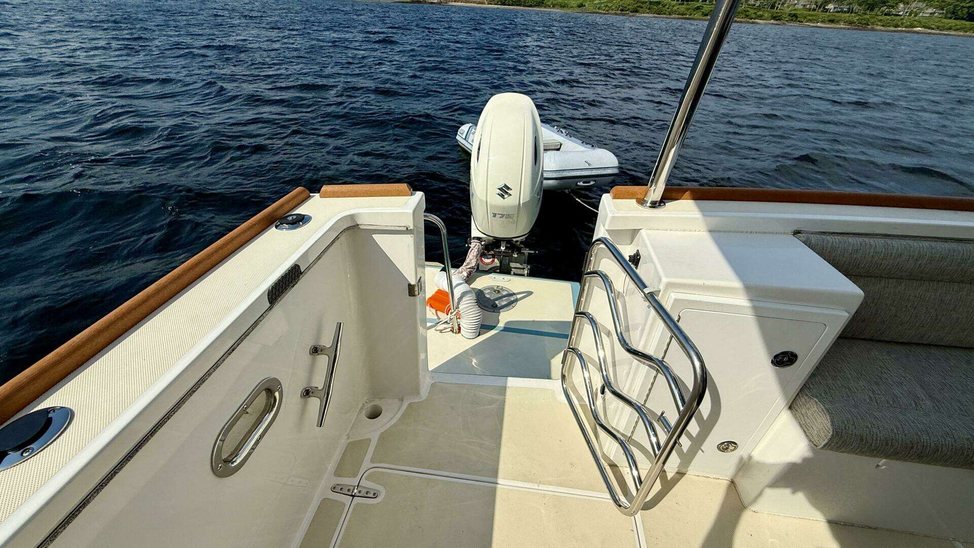 2014 Maine Cat P44 - Image 13