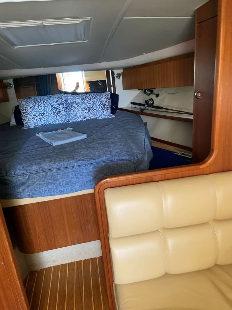 2003 Tiara Yachts 3500 Open - Image 13