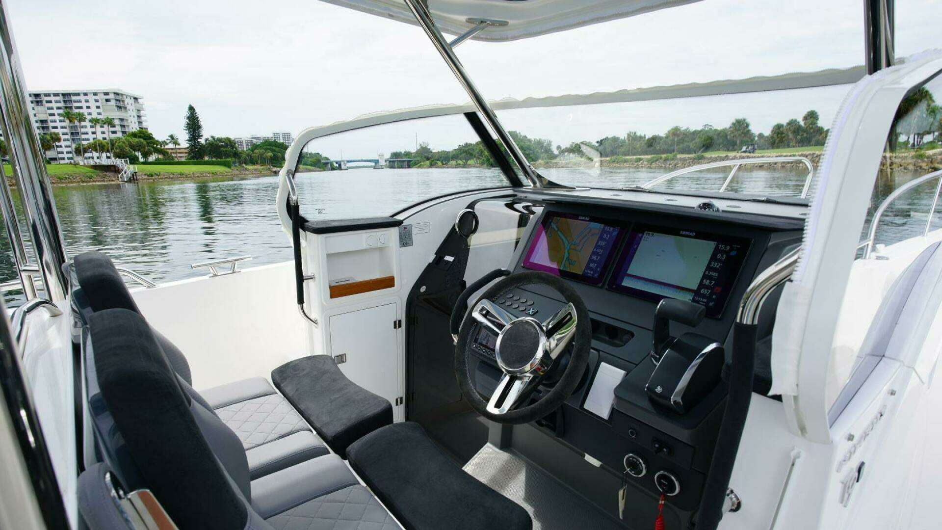 2024 Nimbus Tender 9 - Image 4