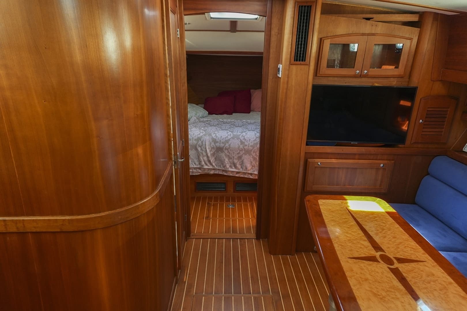 2006 Sabre 38 Hard Top Express - Image 29