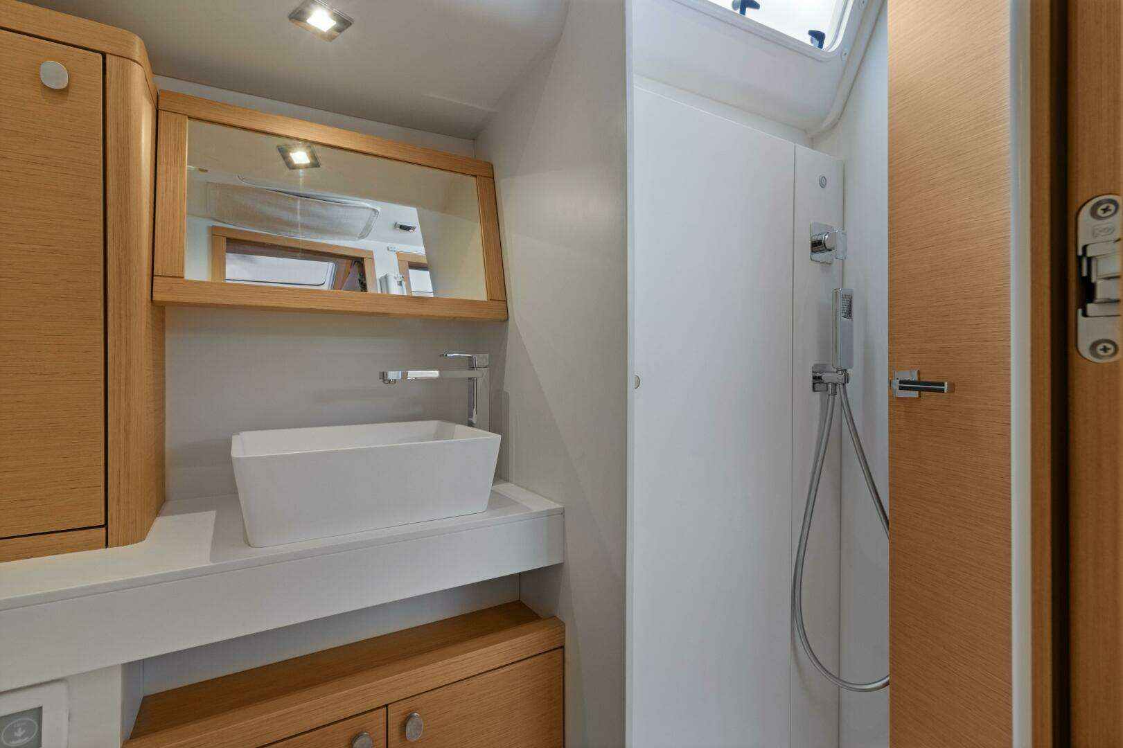 2017 Grand Soleil 52 LC - Image 59