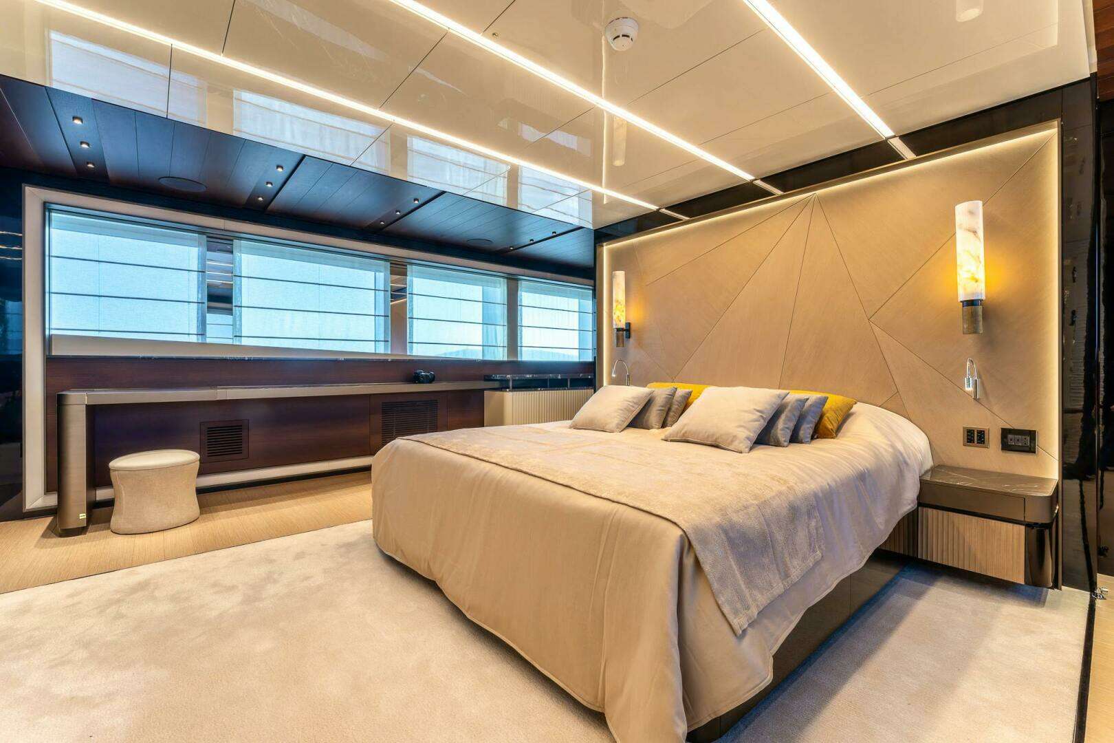 2024 AES Yacht — - Image 30