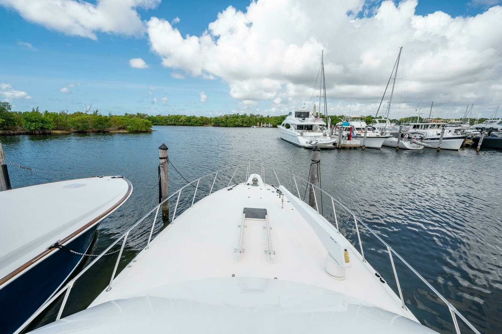 1992 Hatteras 50 Convertible - Image 4