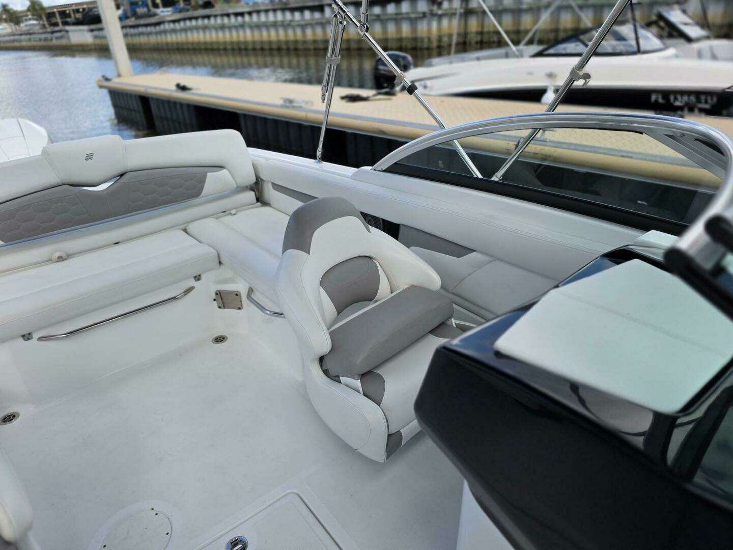 2021 Four Winns HD3 - Image 9