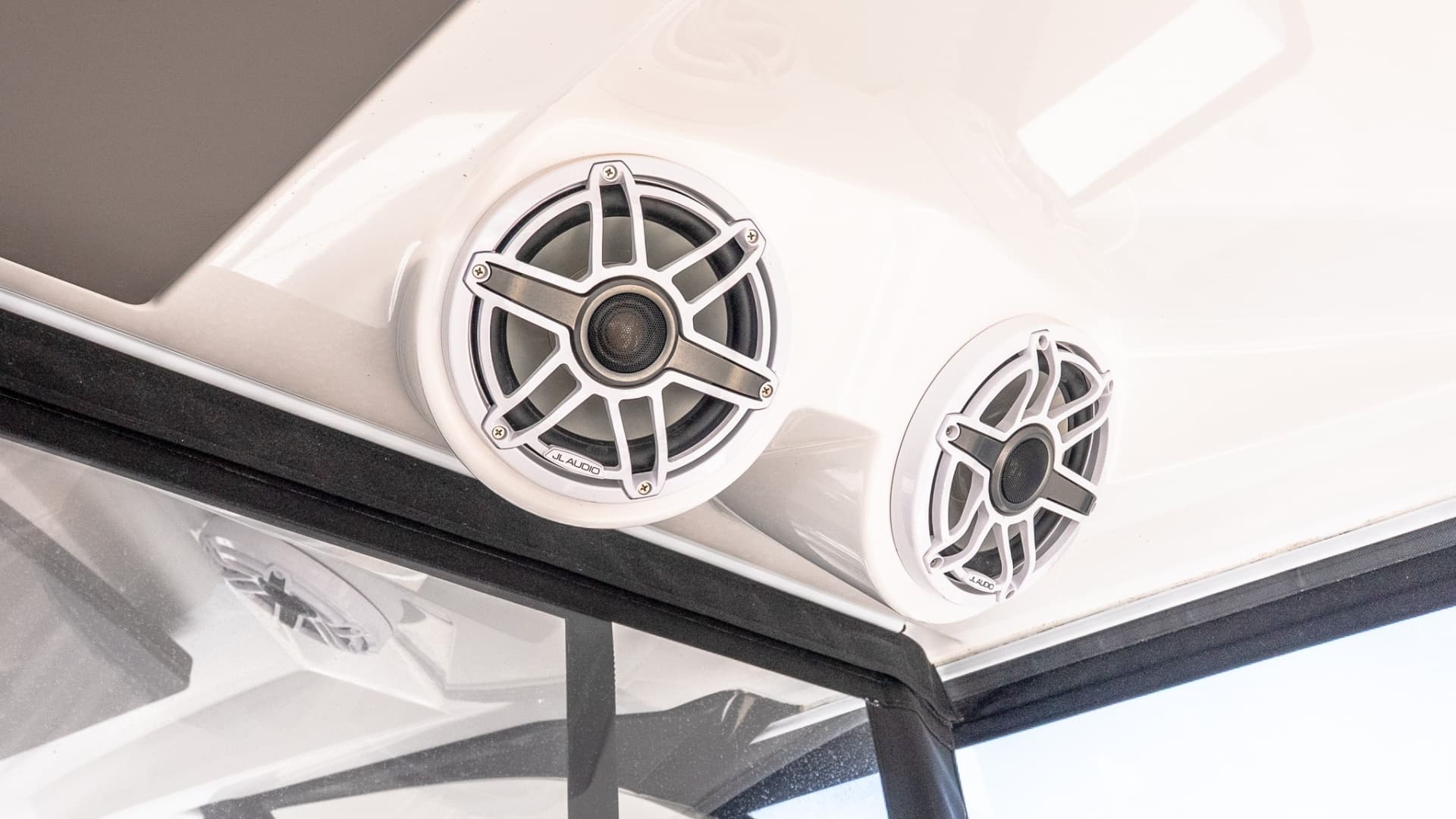 2024 Cruisers Yachts 50 GLS - Image 22