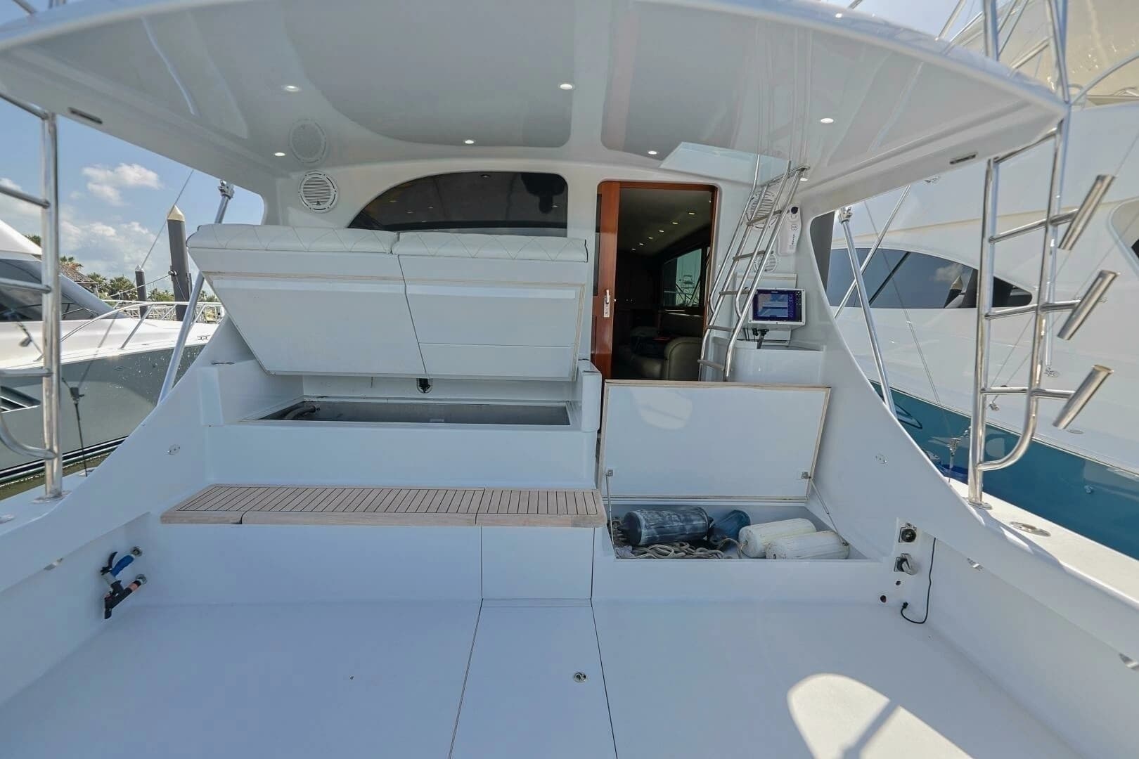 2014 Blackwell 62 Convertible - Image 35