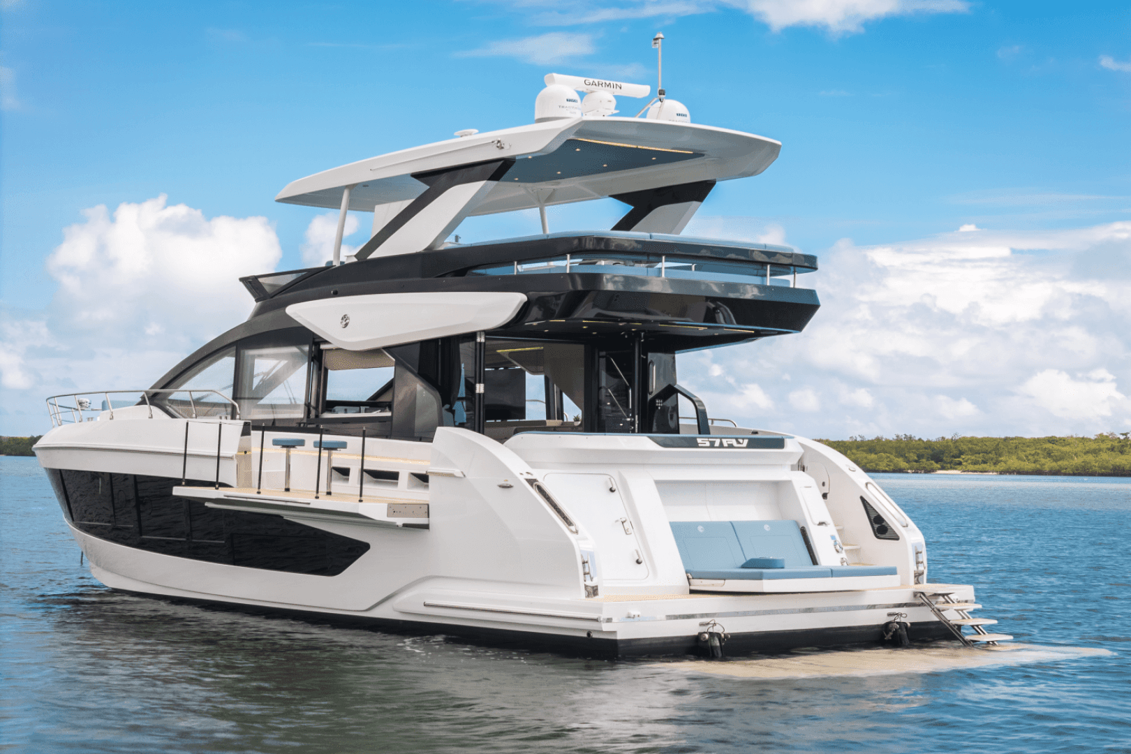 2026 Cruisers Yachts 57 FLY - Image 89