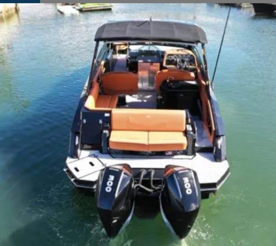 2021 Cruisers Yachts 338 SS Outboard South Beach - 5