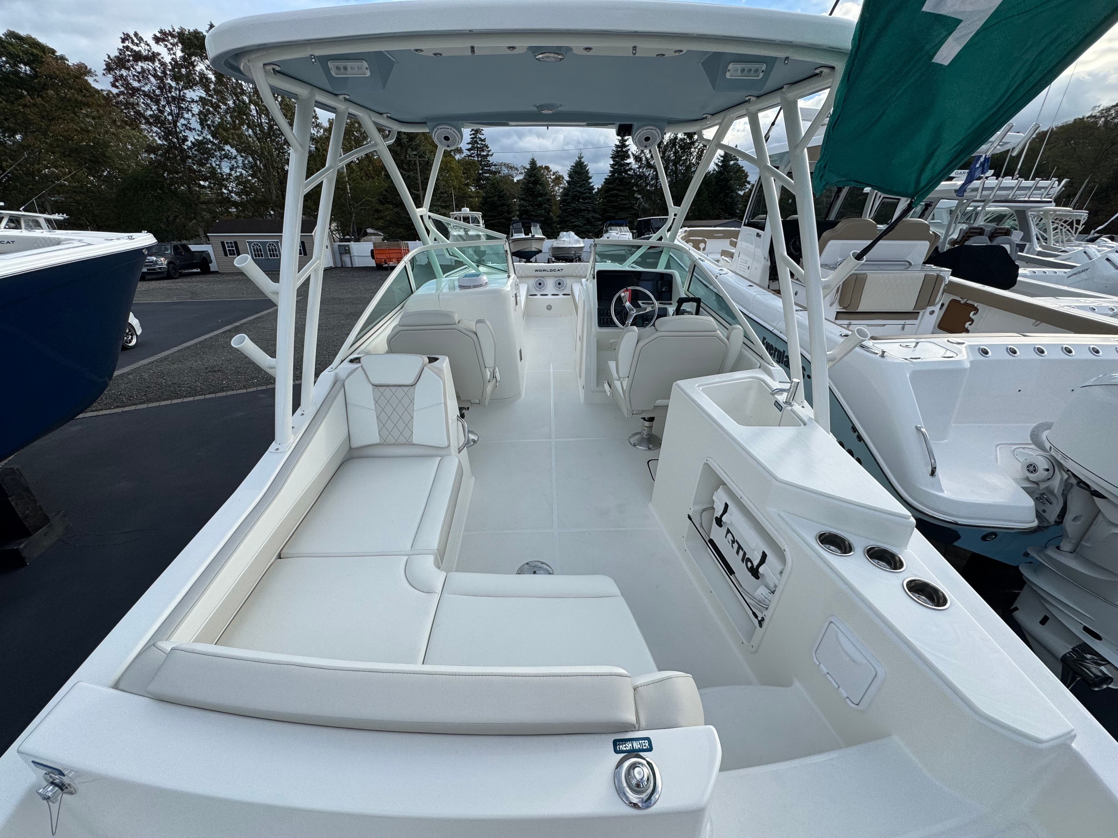 2026 World Cat 230 SD - 31