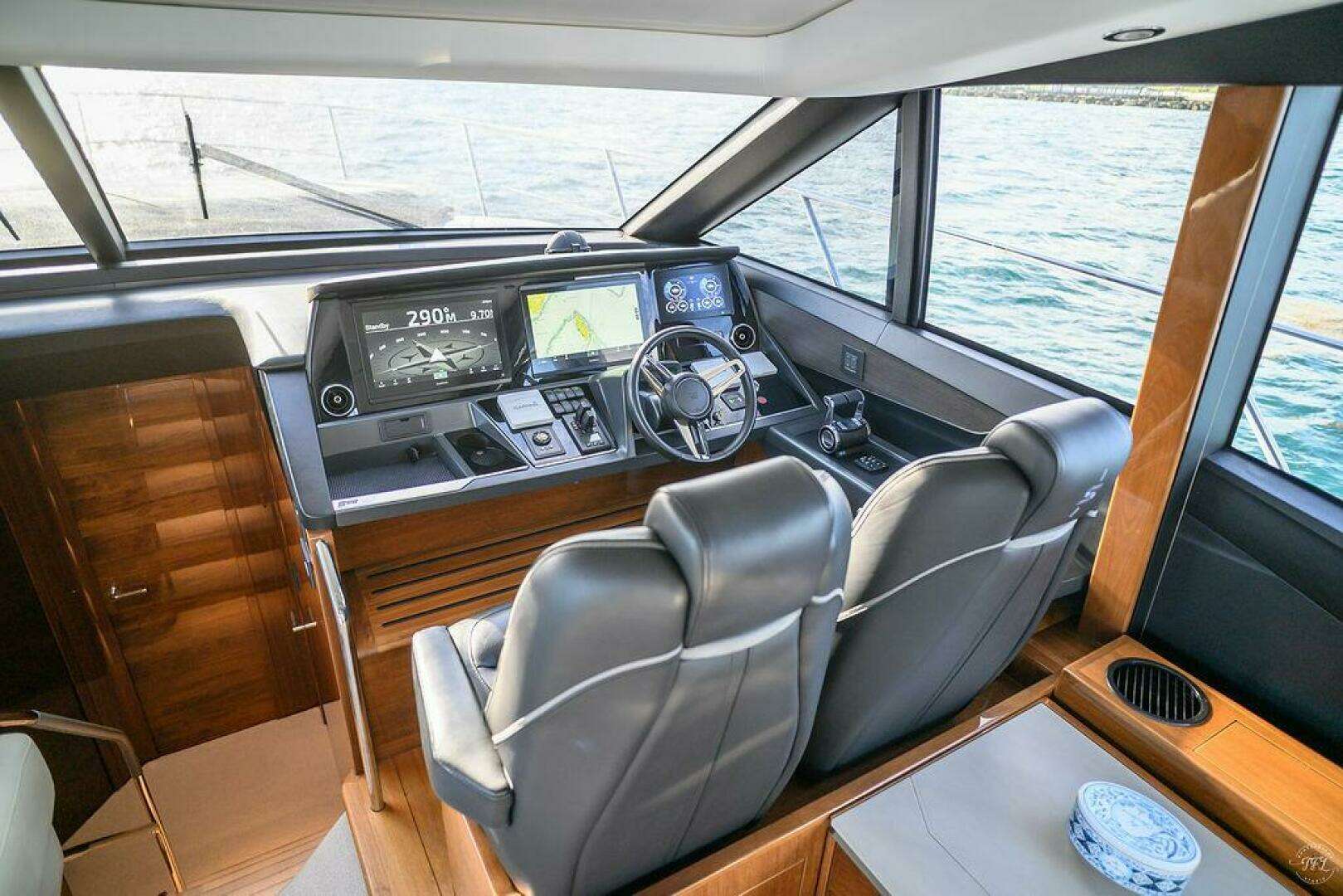 2021 Princess S62 - Image 28