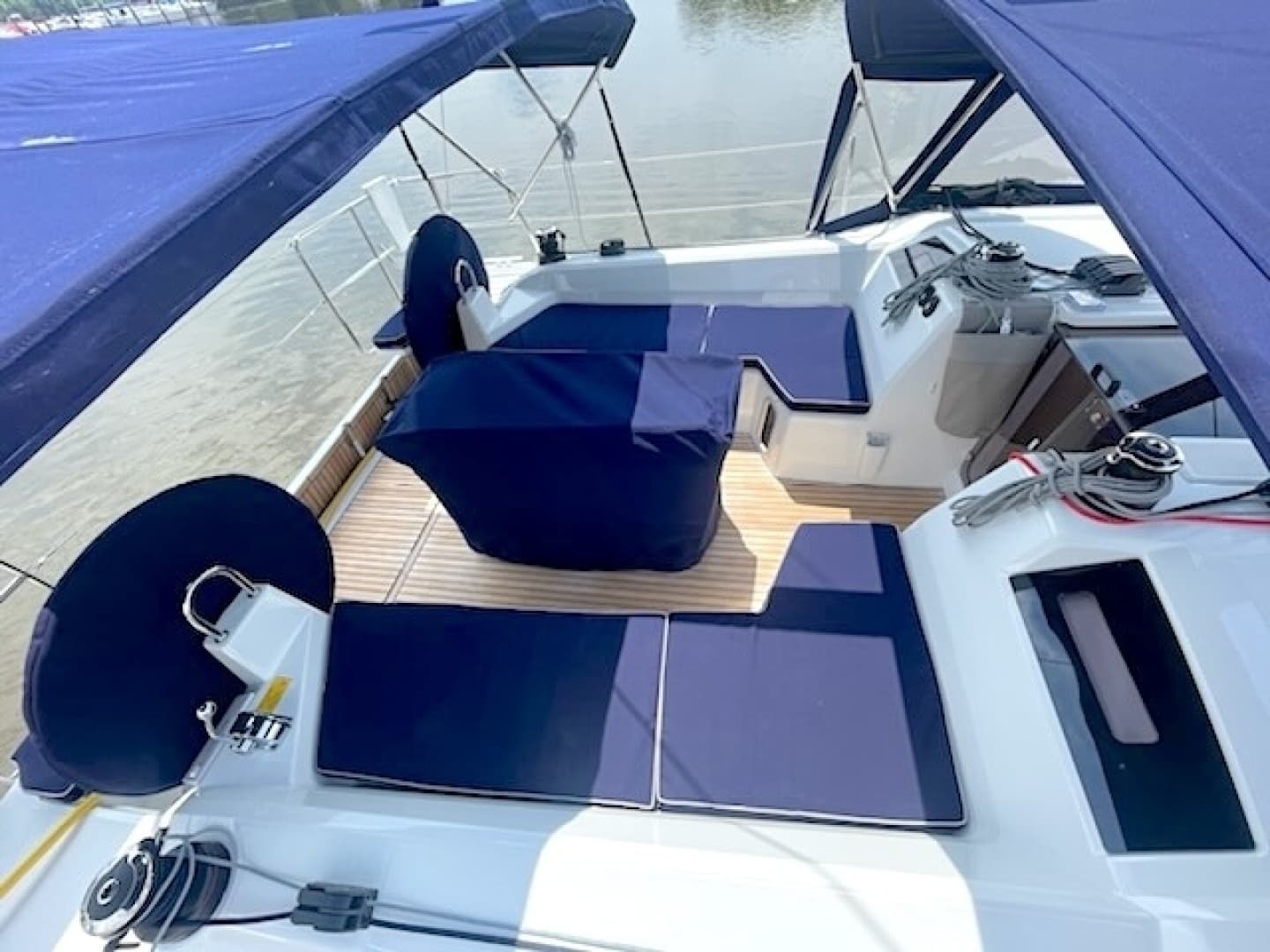 2022 Beneteau — - Image 2