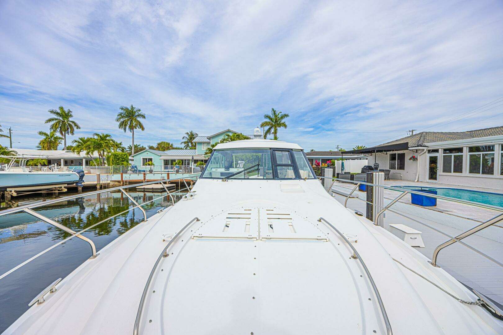 2012 Cruisers Yachts 48 Cantius - Image 8