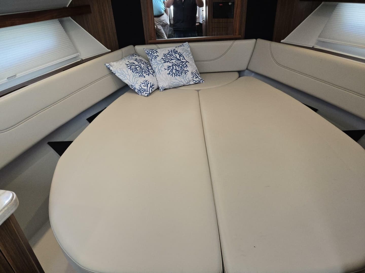 2019 Pursuit 355 Offshore - Image 27