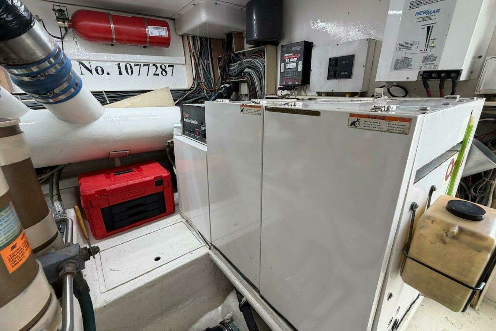 1999 Viking 58 Convertible - Image 45