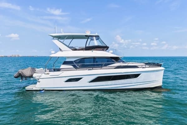 2021 Aquila 44 Yacht - Image 1