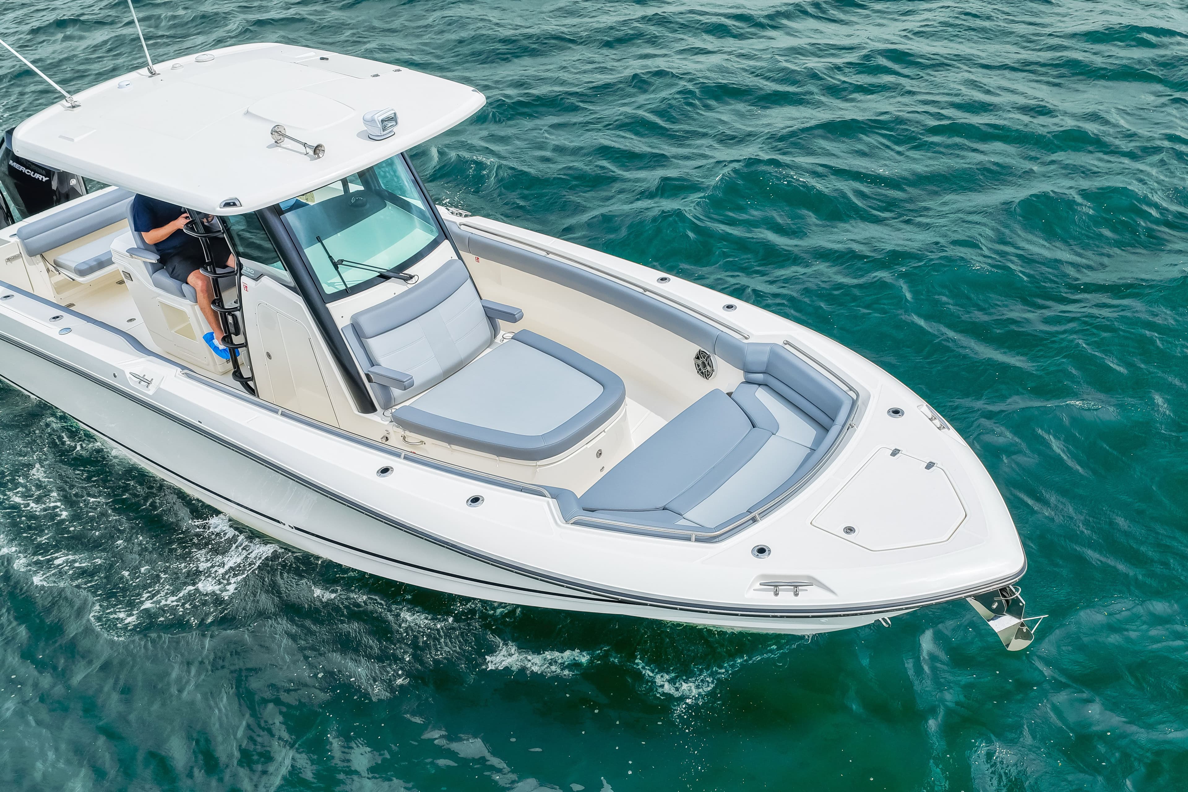 2026 Boston Whaler 330 Outrage - 5