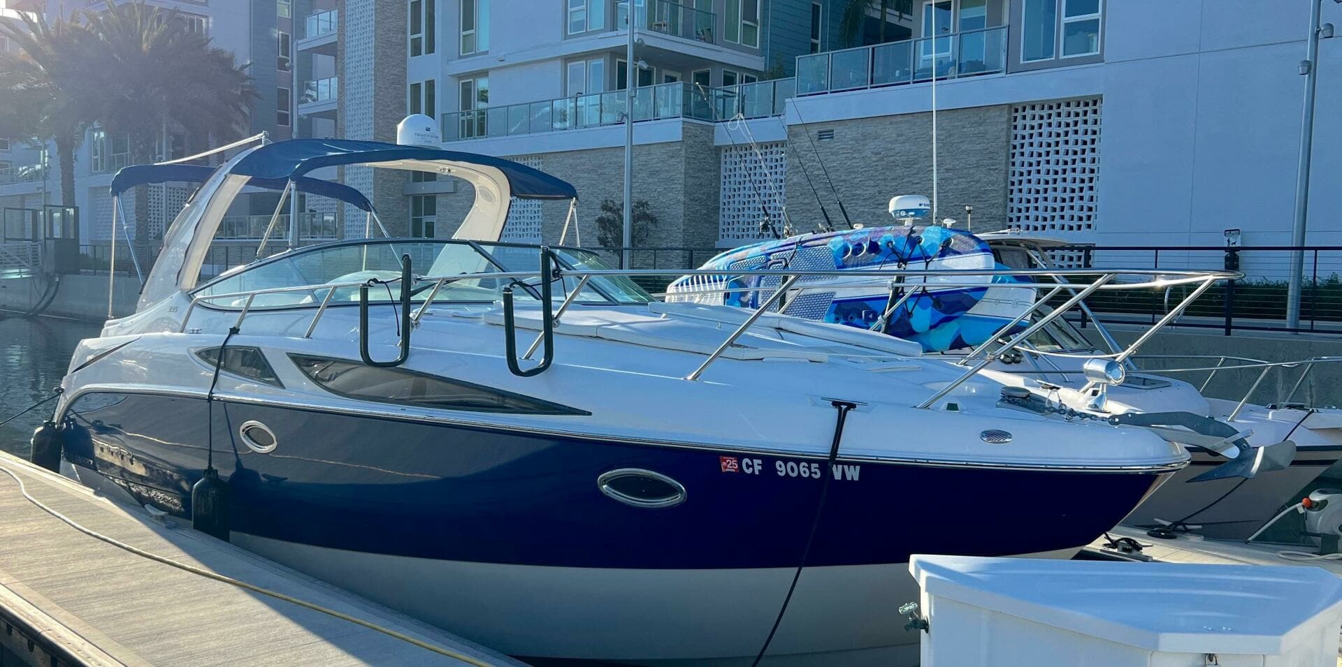 2012 Bayliner 335 - Image 7
