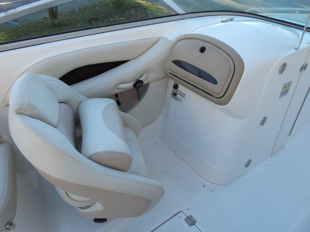 2004 Chaparral 256 SSi - 10