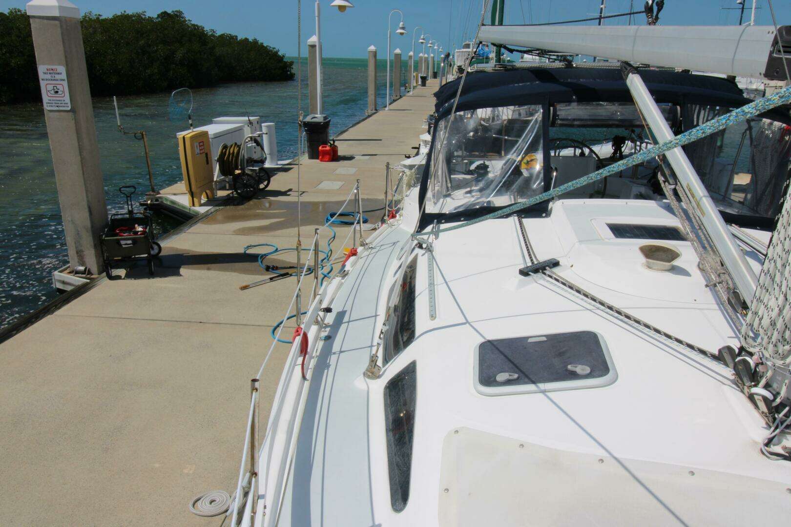 2002 Hunter 410 - Image 10
