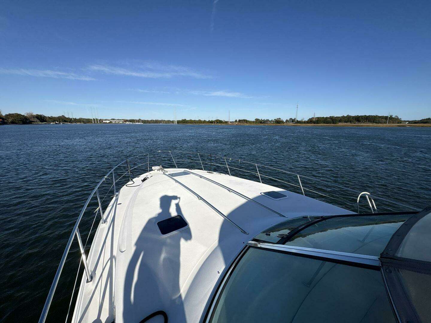 1999 Sea Ray 380 Sundancer - Image 14