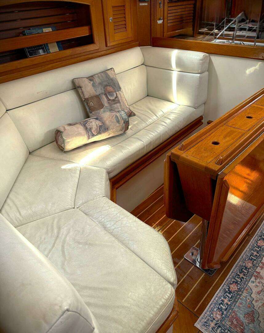 2000 Pacific Seacraft 37 - Image 5