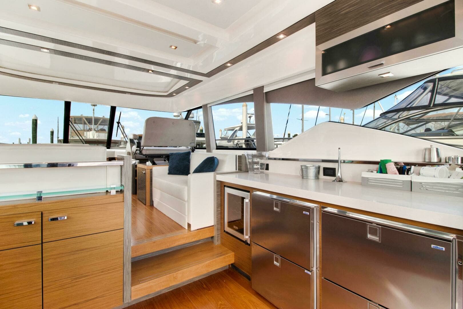 2019 Tiara Yachts 53 Coupe - Image 3