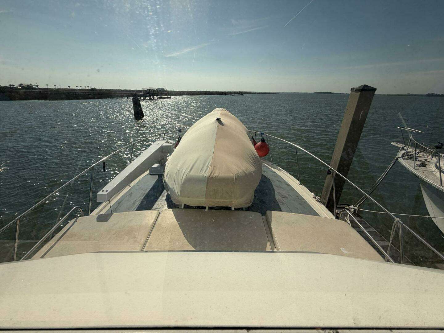 1987 Viking 44 Motor Yacht - Image 30