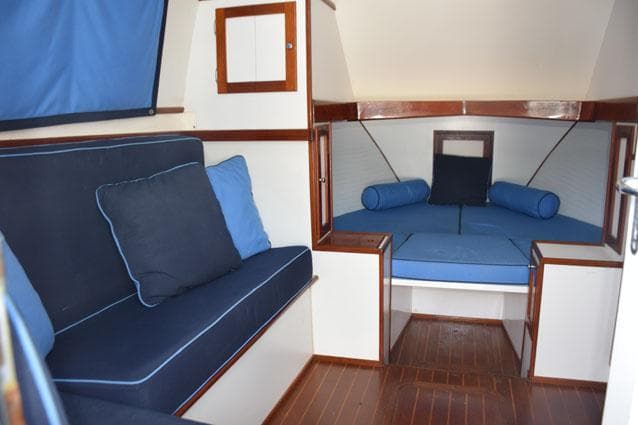 Cabin to portside