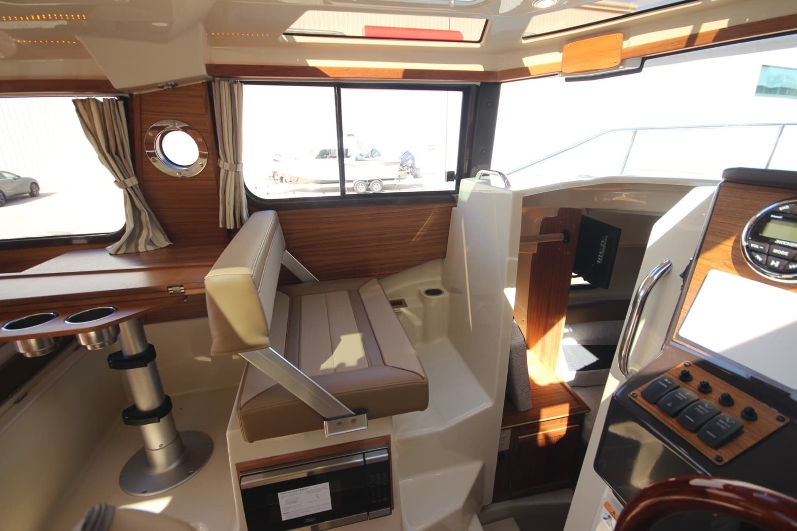 2027 Ranger Tugs R-25 Luxury Edition - Image 26