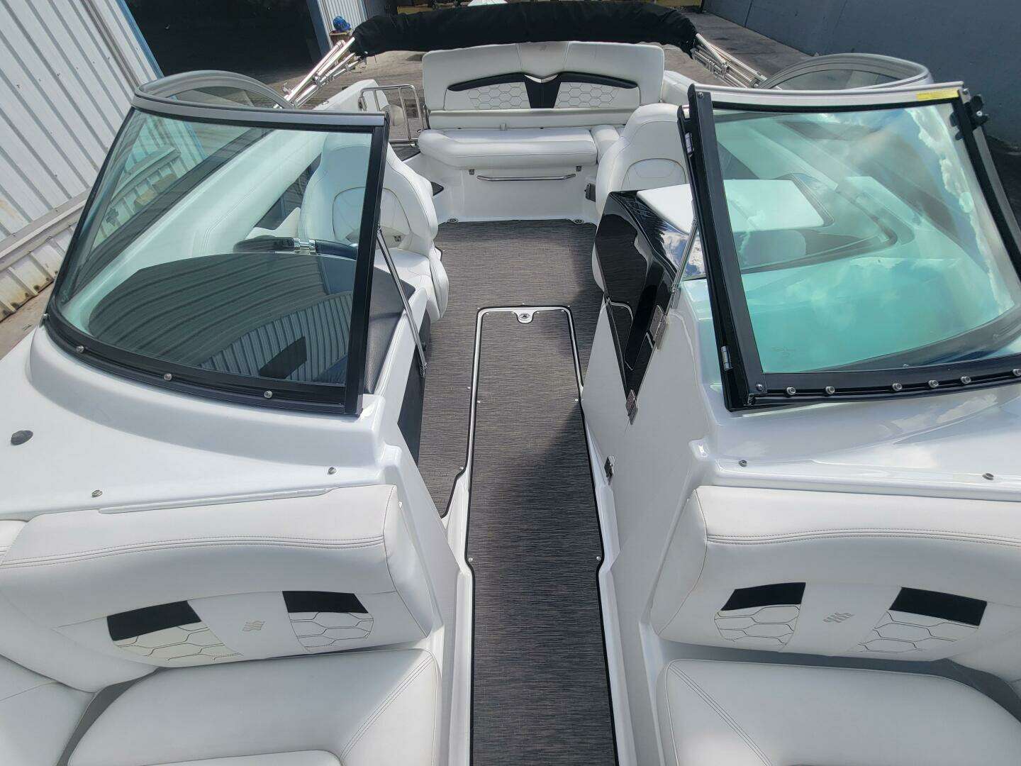 2022 Four Winns HD3 - Image 28