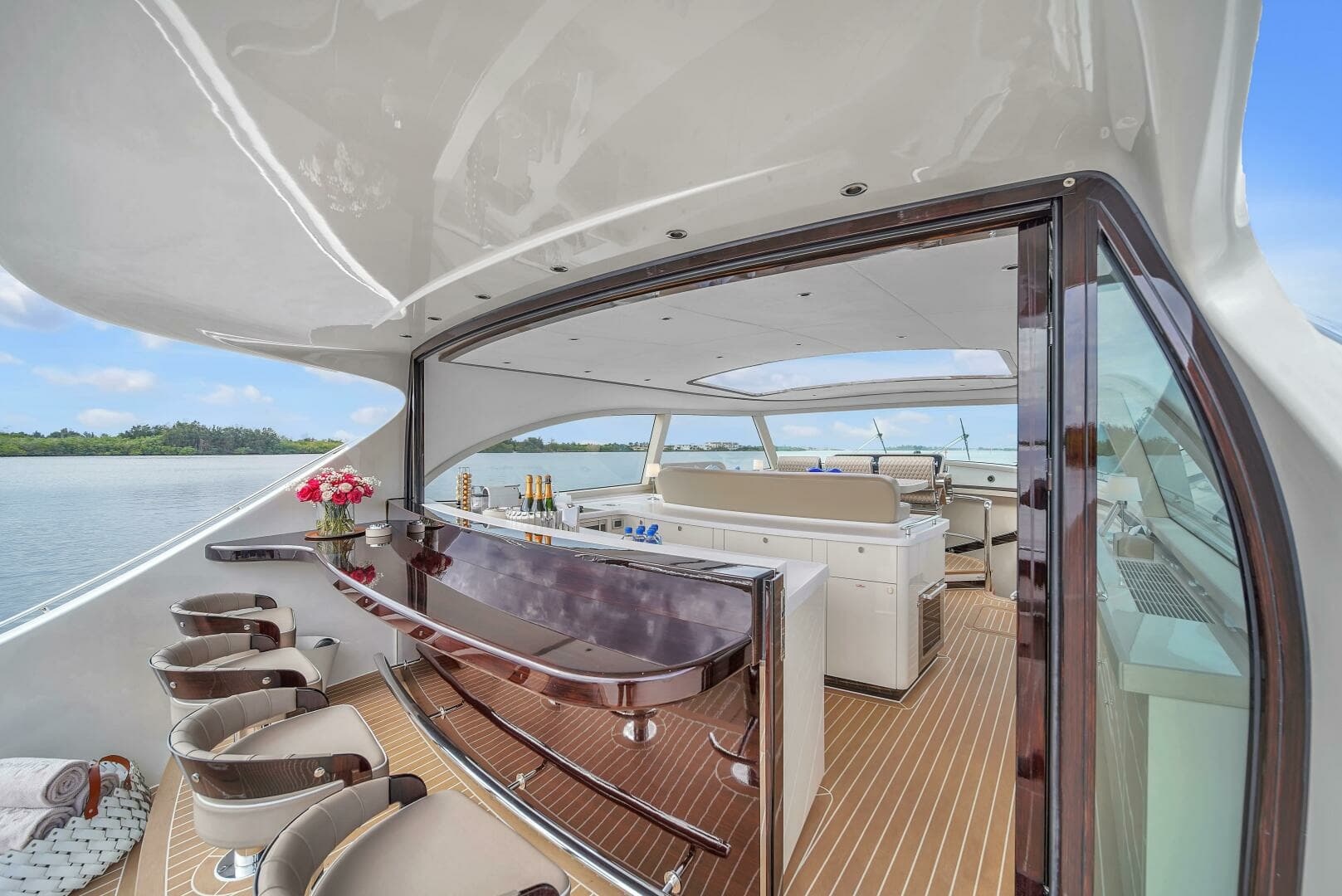 2023 Zeelander 72 - Image 17