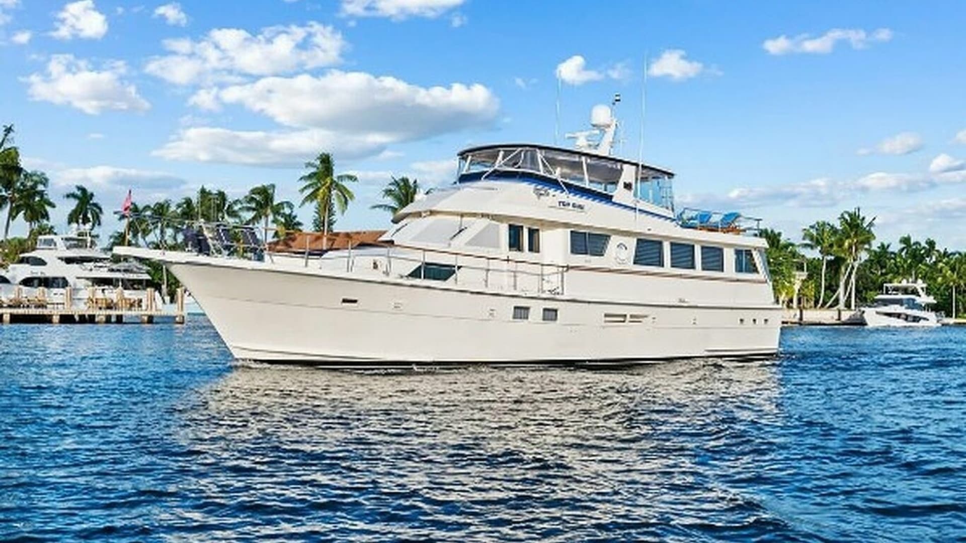 1989 Hatteras Motor Yacht - Image 33