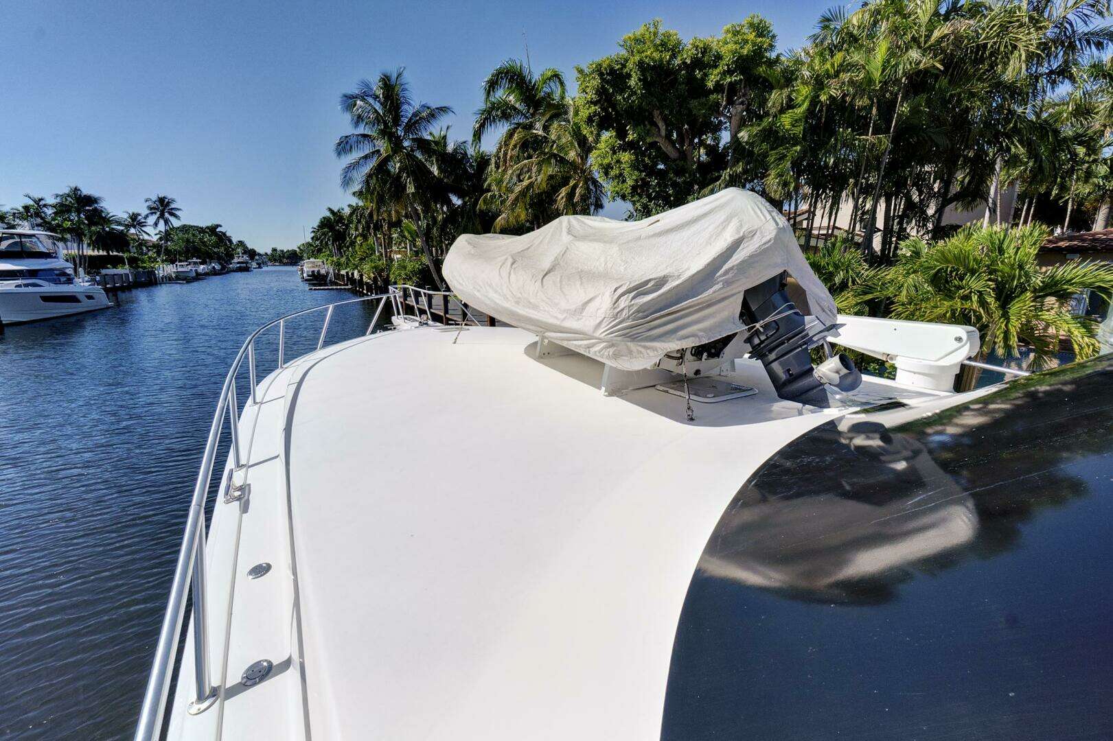 2008 Viking 74 Enclosed Bridge - Image 11